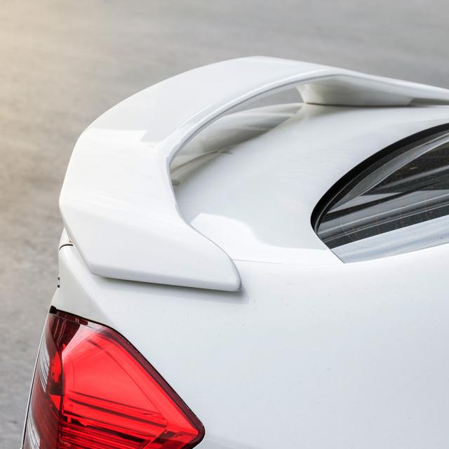 Опасные аксессуары: что точно не нужно вашему автомобилю